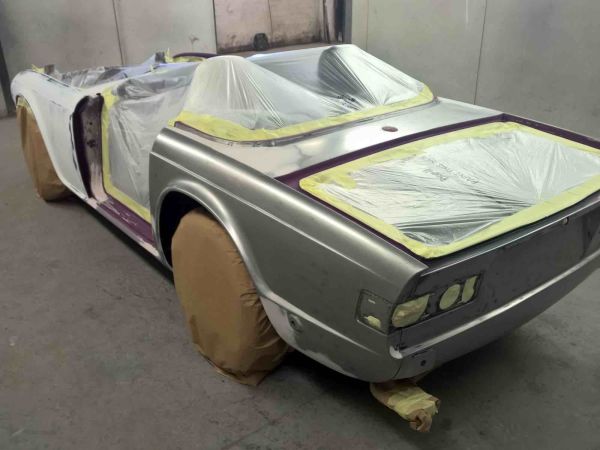 TR6 3