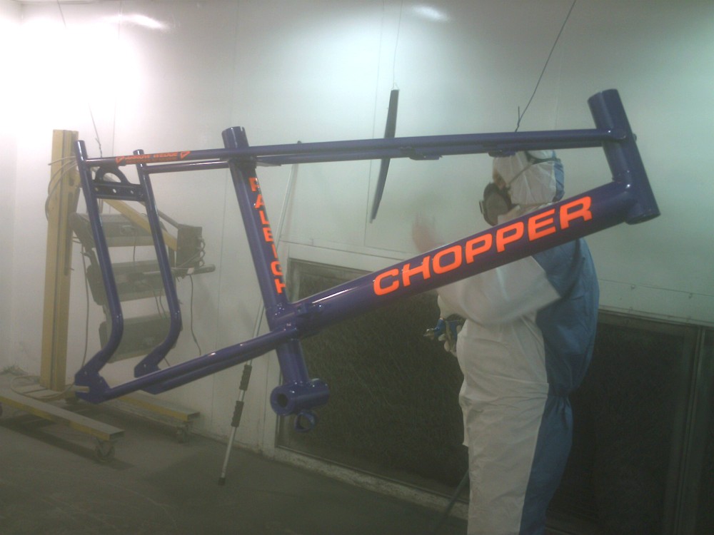 06 Specialist Spray Painting